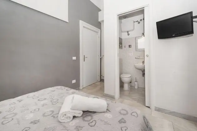 Tek Büyük veya İki Ayrı Yataklı Oda, Özel Banyo