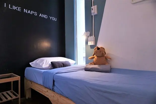 Single Room with Shared Bathroom
