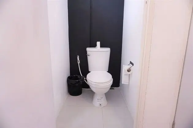 Single Room with Shared Bathroom