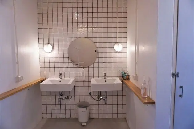 Single Room with Shared Bathroom