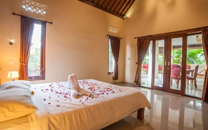 Junior Villa, 2 Yatak Odası, Kişiye Özel Havuzlu