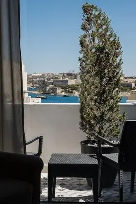 Luxury Çatı Katı Süiti (Penthouse), 1 Büyük (Queen) Boy Yatak, Teras, Kısmi Deniz Manzaralı