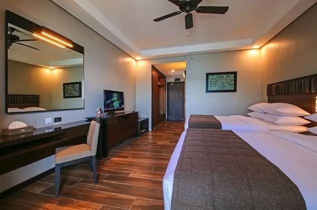 Oda, 2 Büyük (Queen) Boy Yatak, Koy Manzaralı