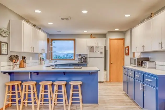 Ev, Birden Çok Yatak (Two Views Vacation Home)