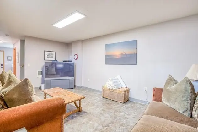 Ev, Birden Çok Yatak (Two Views Vacation Home)