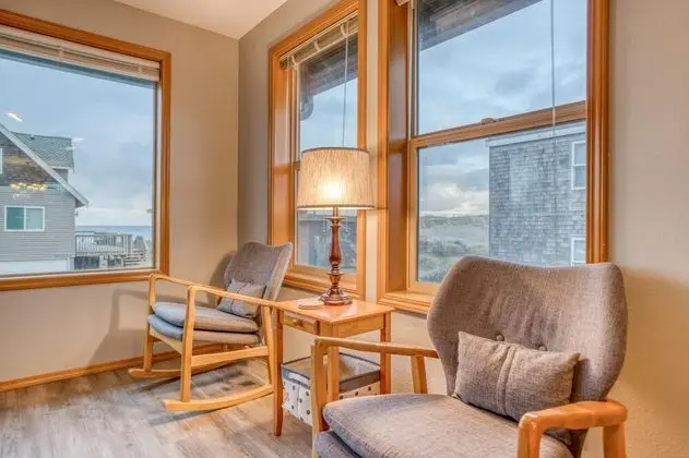 Ev, Birden Çok Yatak (Two Views Vacation Home)