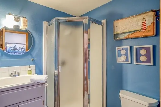 Ev, Birden Çok Yatak (Two Views Vacation Home)