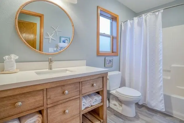 Ev, Birden Çok Yatak (Two Views Vacation Home)