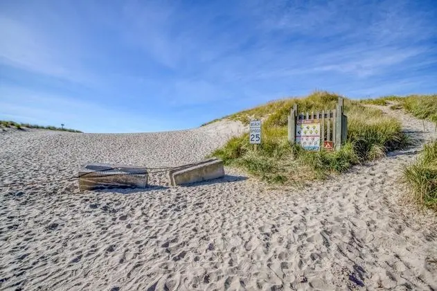 Ev, Birden Çok Yatak (Two Views Vacation Home)