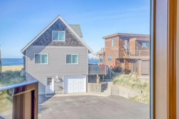 Ev, Birden Çok Yatak (Two Views Vacation Home)