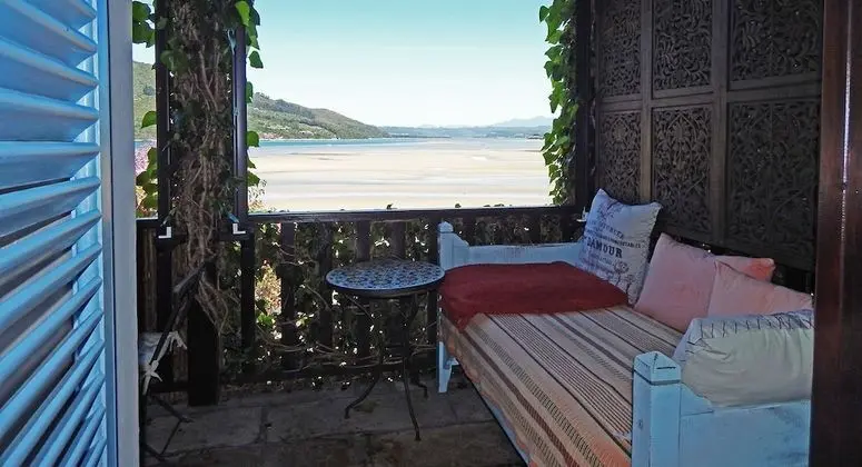 Apart Daire (Oyster Shell - Studio Apartment)