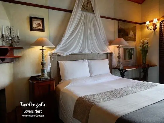 Honeymoon Kır Evi (Lover's Nest)