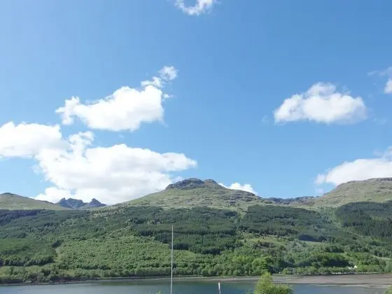 Tek Büyük Yataklı Oda, Banyolu/Duşlu (Lake and Mountain View)