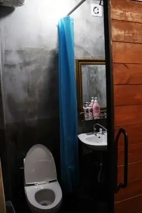 Economy Twin Room
