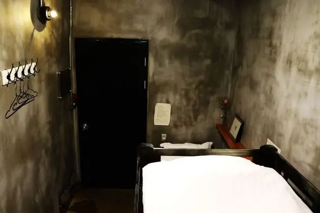 Economy Twin Room