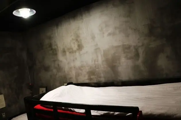 Economy Twin Room