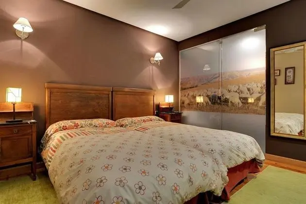 Tek Büyük veya İki Ayrı Yataklı Oda