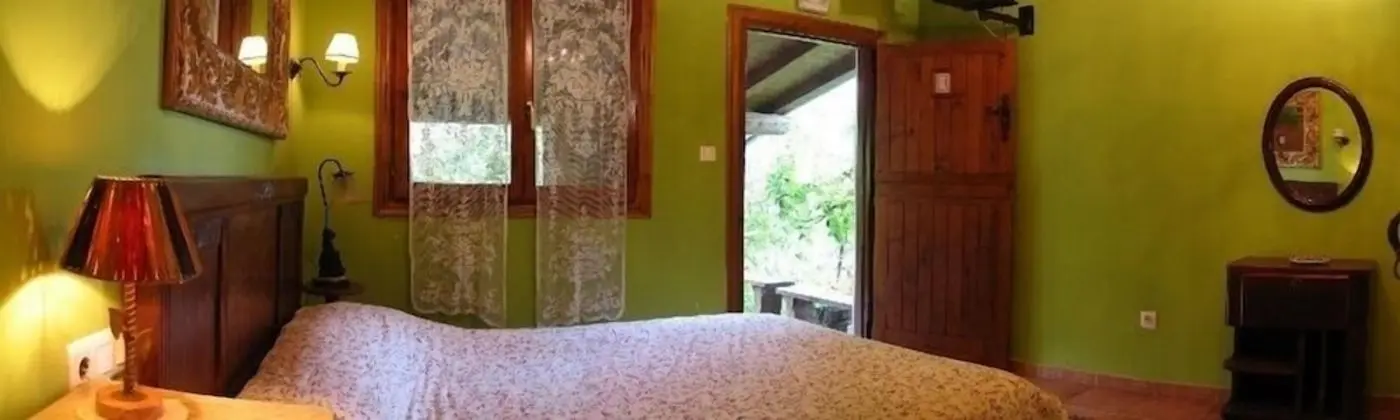 Tek Büyük Yataklı Oda, 1 Çift Kişilik Yatak