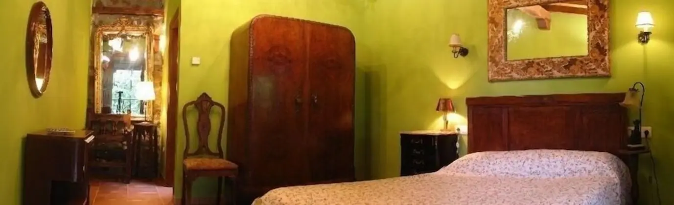 Tek Büyük Yataklı Oda, 1 Çift Kişilik Yatak