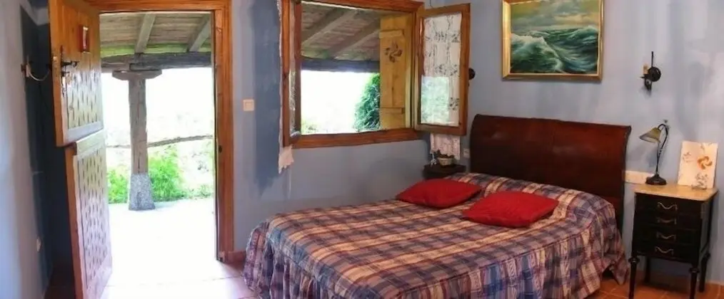 Tek Büyük Yataklı Oda, 1 Çift Kişilik Yatak