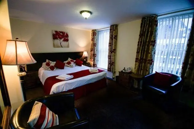 Ty Dre Executive Queen  Room