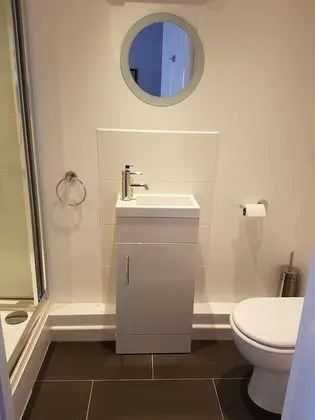Tek Büyük Yataklı Oda, 1 En Büyük (King) Boy Yatak (No Pets)