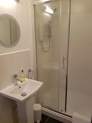 Tek Büyük Yataklı Oda (Small - No Pets)