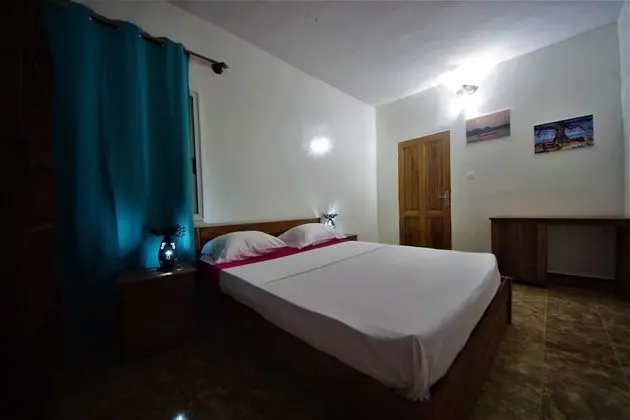 Tek Büyük Yataklı Oda, Sigara İçilmez