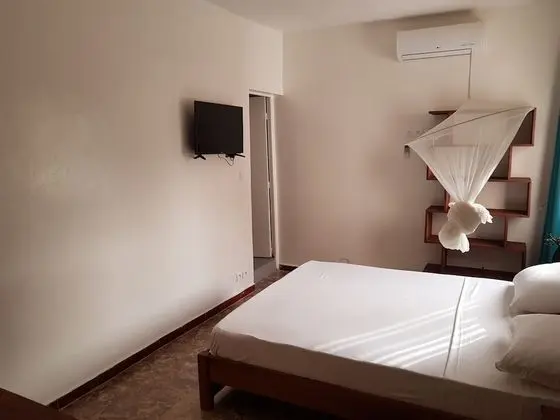 Tek Büyük Yataklı Oda, Sigara İçilmez