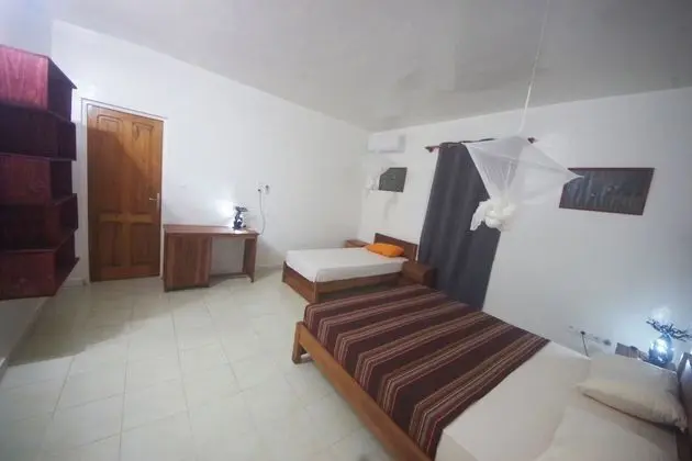 Üç Kişilik Oda