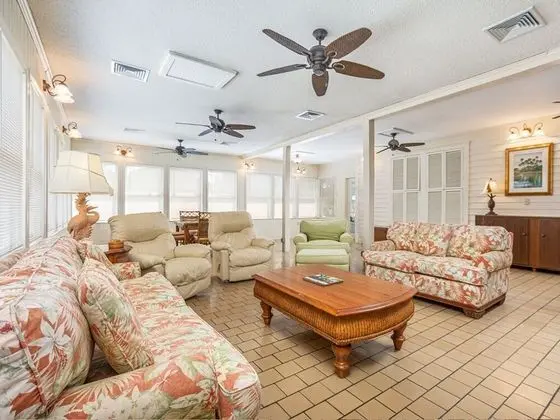 Ev, Birden Çok Yatak, Mutfak, Bahçe Manzaralı