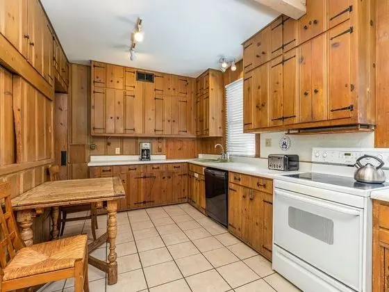 Ev, Birden Çok Yatak, Mutfak, Bahçe Manzaralı