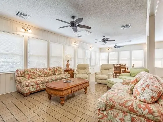 Ev, Birden Çok Yatak, Mutfak, Bahçe Manzaralı