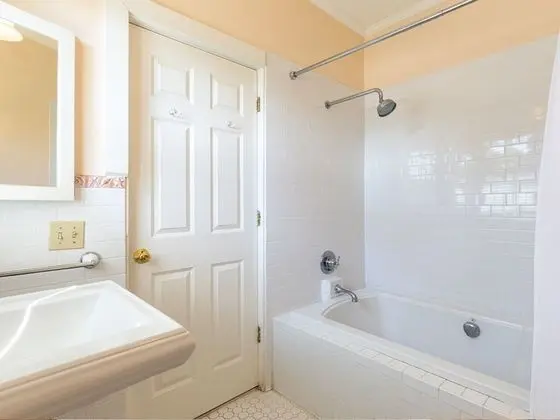 Ev, Birden Çok Yatak, Mutfak, Bahçe Manzaralı