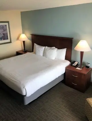 Oda, 1 En Büyük (King) Boy Yatak, Kısmi Deniz Manzarası