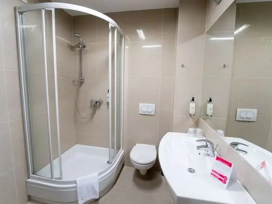 Standard Süit, 1 En Büyük (King) Boy Yatak ve Çekyat, Şehir Manzaralı