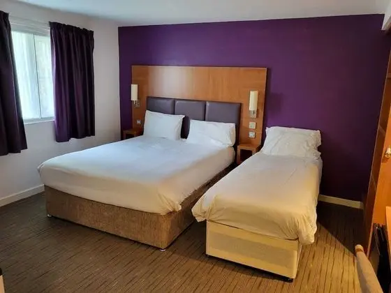 Standard Üç Kişilik Oda