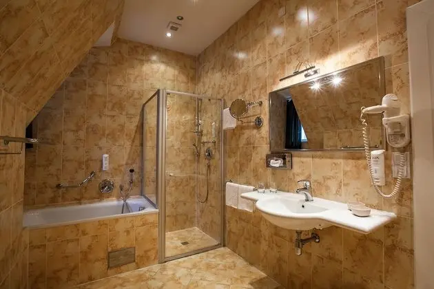 Deluxe Tek Büyük veya İki Ayrı Yataklı Oda, Şehir Manzaralı