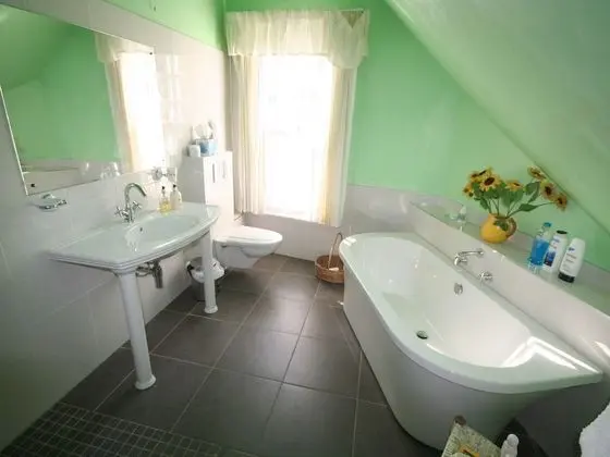 Süit, Banyolu/Duşlu (Incorporating Twin Room)