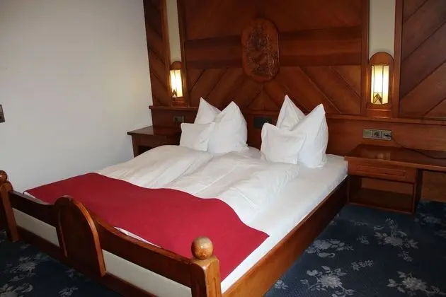 Standard Tek Büyük Yataklı Oda