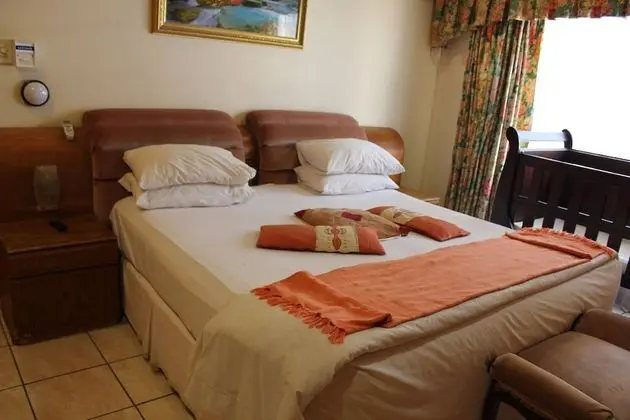 Comfort Tek Büyük veya İki Ayrı Yataklı Oda