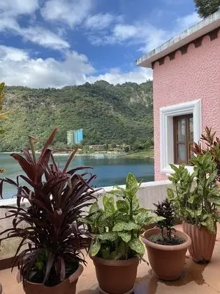 İki Ayrı Yataklı Oda, Göl Manzaralı