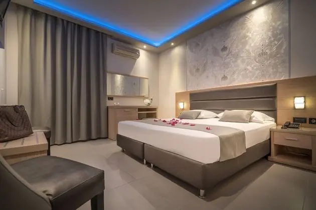 Superior Tek Büyük veya İki Ayrı Yataklı Oda, Balkon