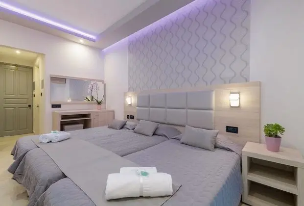 Superior Tek Büyük veya İki Ayrı Yataklı Oda, Balkon