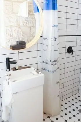 Basic Oda, 2 Tek Kişilik Yatak (Tzefania apartments 103)