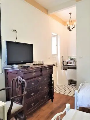 Basic Oda, 2 Tek Kişilik Yatak (Tzefania apartments 104)