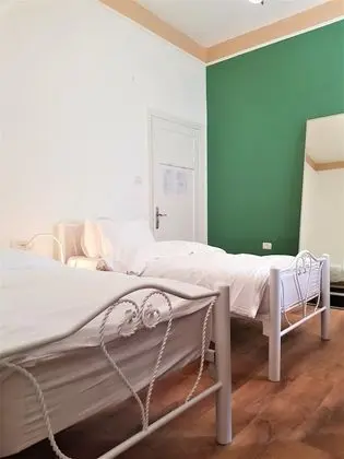 Basic Oda, 2 Tek Kişilik Yatak (Tzefania apartments 104)