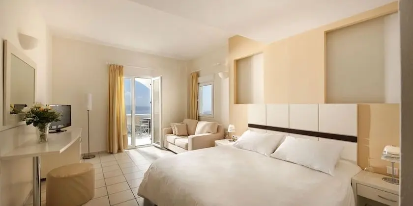 Junior Süit, Sıcak Su Küveti