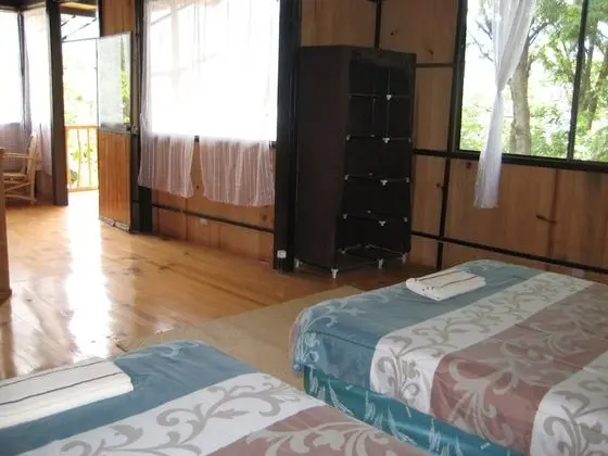 Family Kulübe, Kısmi Göl Manzaralı, Göl Kenarı