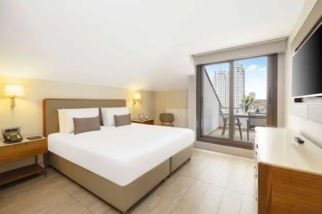 Çatı Katı Suit Oda, Şehir Manzaralı, Teraslı